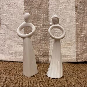 Enesco Circle of Love Figurines – Devoted Dad & Loving Mom – Set of 2, 5.5”